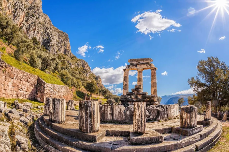 From Athens: Virtual Reality Audio Guided Tours with Tickets and Transfers, Athens