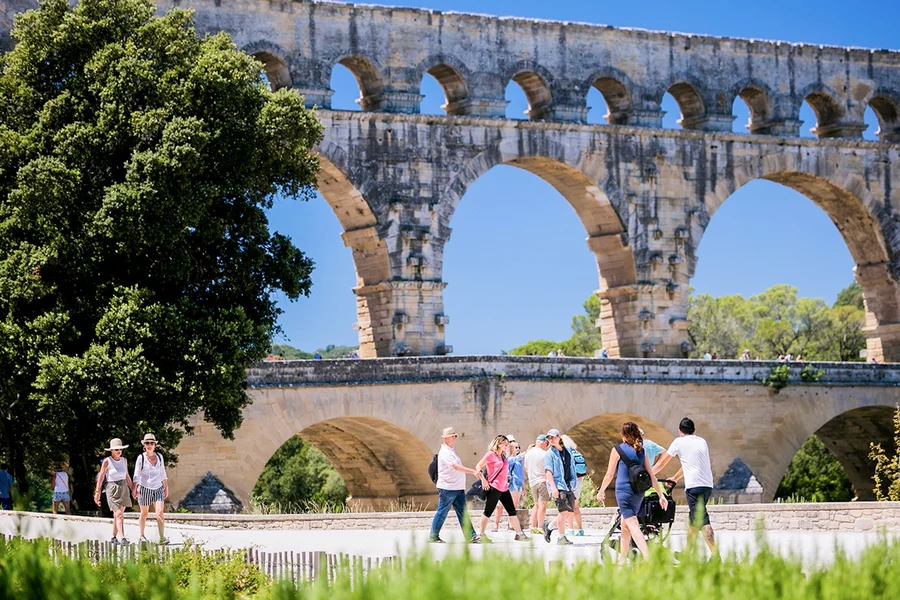 From Avignon: Full-Day Guided Tour of Provence, Provence