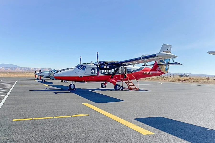 From Las Vegas: Antelope Canyon & Horseshoe Bend Airplane & Ground Tour, Page