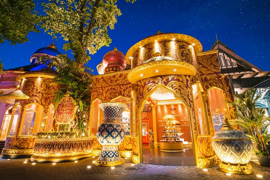 Phuket Fantasea Group Saver Tickets: Group of 3 & More, Phuket