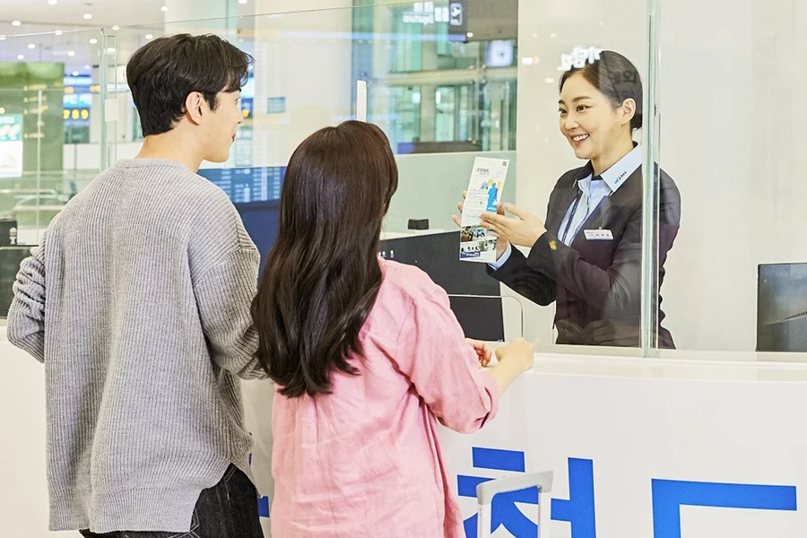 Round-Trip AREX Express Train Transfers Between Incheon Airport & Seoul, Seoul