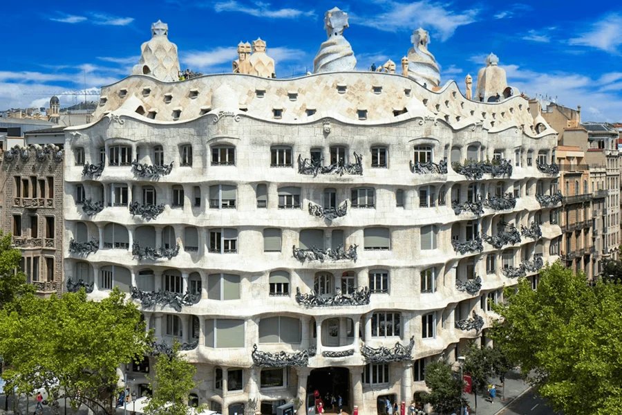 บัตรเข้าชม La Pedrera-Casa Milà แบบไม่ต้องต่อคิว, at La Pedrera - Passeig de Gracia ,92, Barcelona