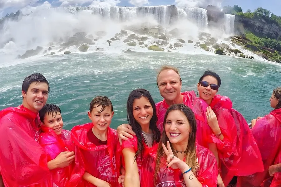 From Toronto: Niagara Falls and Niagara-on-the-Lake Day Tour with Hornblower Cruise & Lunch, Niagara Falls