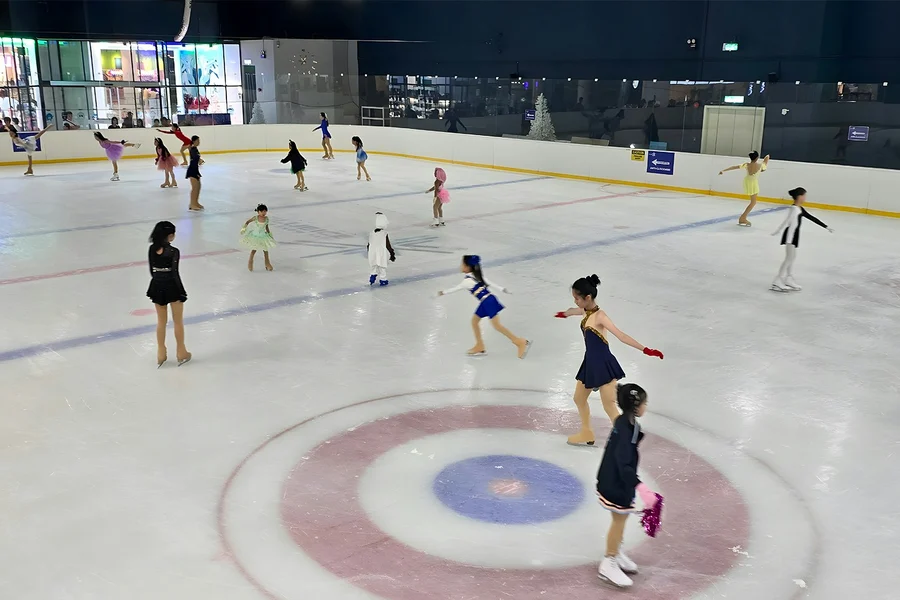 Blue Ice Snow Park Ice Skating Tickets - Pavilion Bukit Jalil, Kuala Lumpur