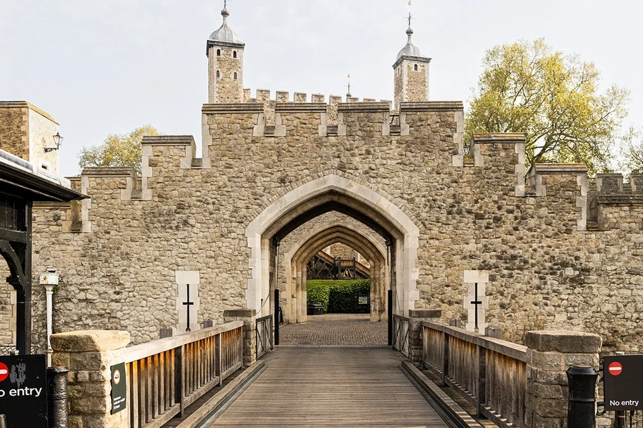Tower of London Guided Tour with Skip-the-Line Access, at Official Ticket Office, Tower of London, London