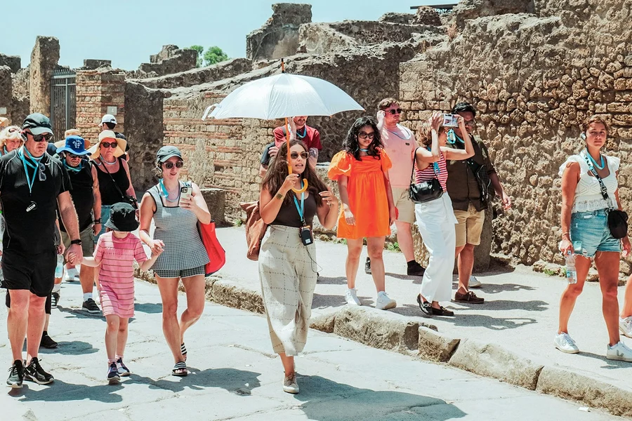 Pompeii Skip-the-Line Guided Tour with an Archaeologist, Naples