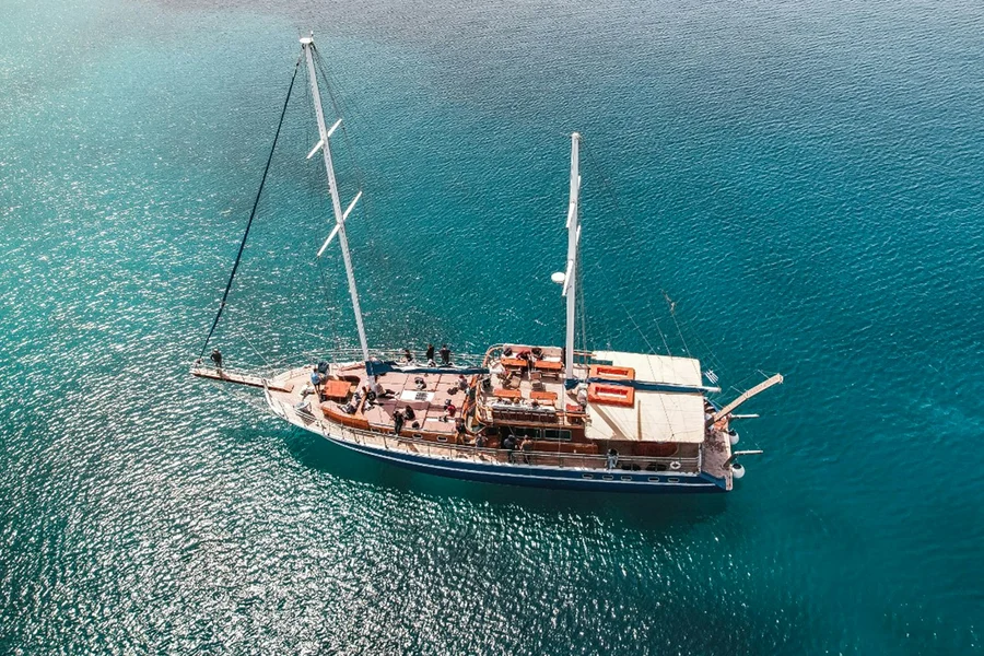 From Athens: Agistri, Moni and Aegina Island Day Cruise with Meals & Drinks, Athens