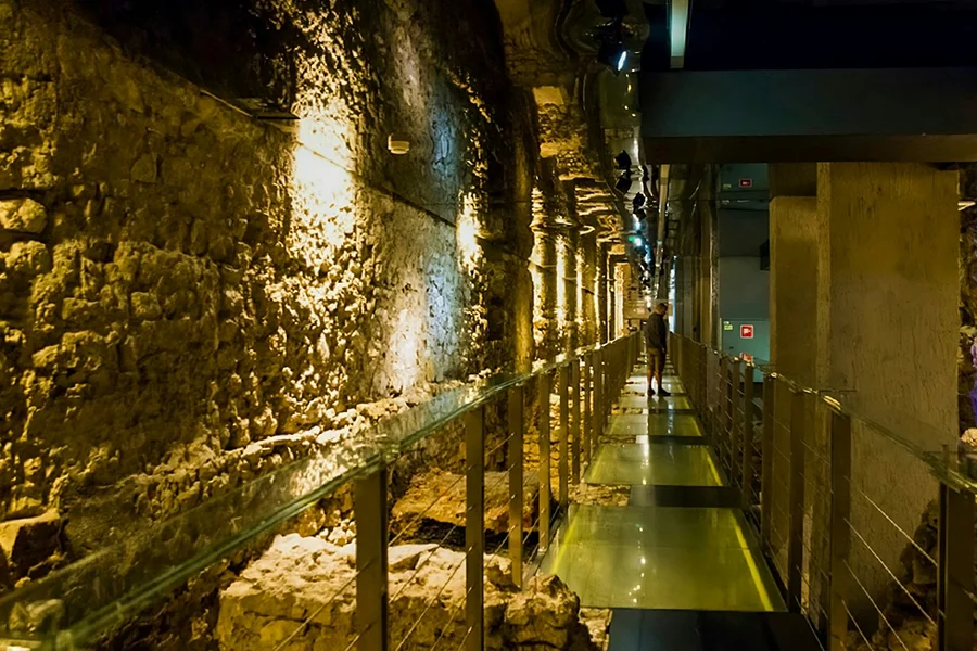 Rynek Underground Museum Skip-the-Line Tickets with Optional Guided Tour, Krakow