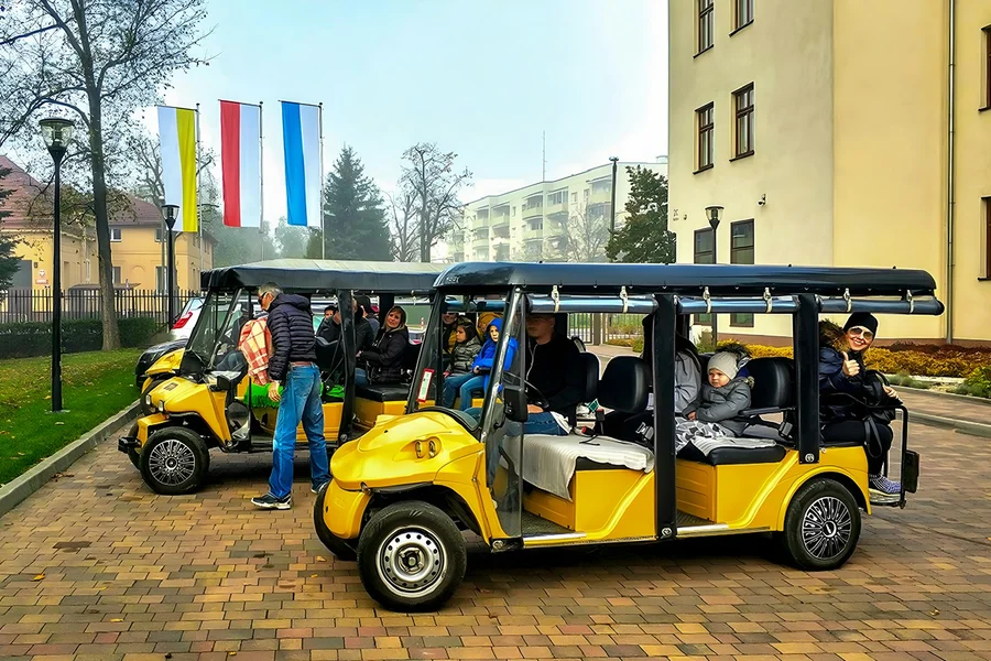 Kazimierz by Golf Cart + Schindler's Factory Museum Tour, Krakow
