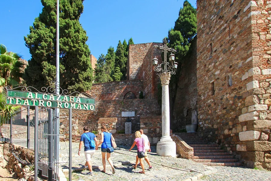 1.5-Hour Walking Tour of Roman Theater & Alcazaba Castle, Malaga