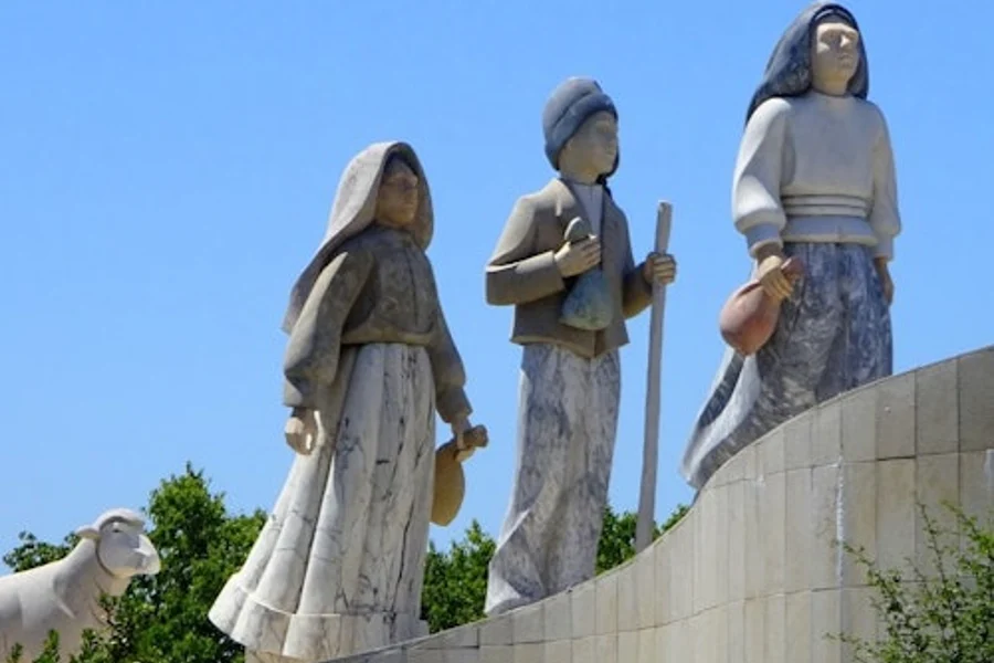 Fátima Sanctuary: Small-Group Day Trip from Lisbon, Fatima