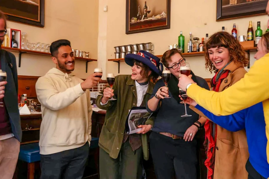 Jedzenie w Londynie: Wycieczka kulinarna po sercu miasta, London