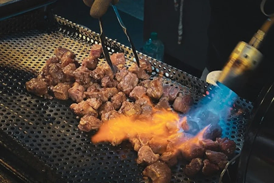 Kuromon Market, Sennichimae & Dotonbori: Guided Food Tour, Osaka