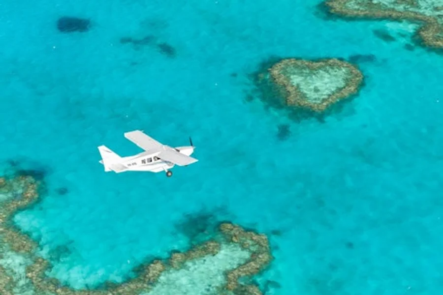 60-Minute Whitsundays Scenic Flight, Airlie Beach
