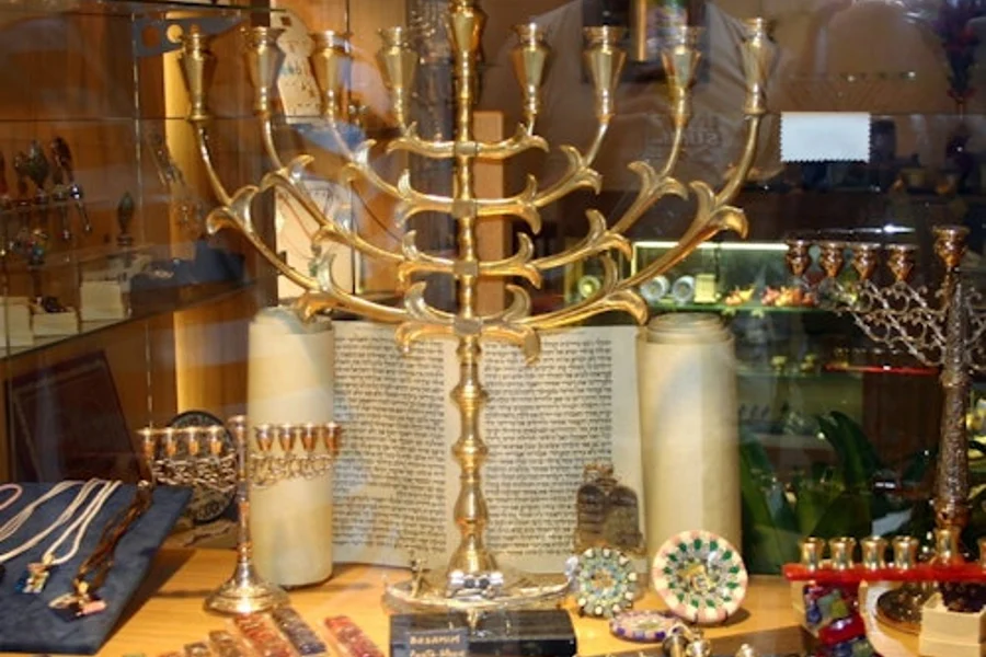 Venice: Jewish Quarter Guided Tour with Synagogue Entry Ticket, at Venice Walking Tours, Venice