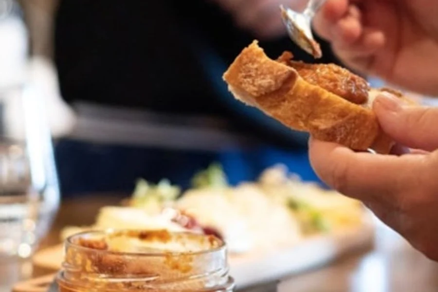 Chartrons Bordeaux: Food Tour in the Wine District, Bordeaux