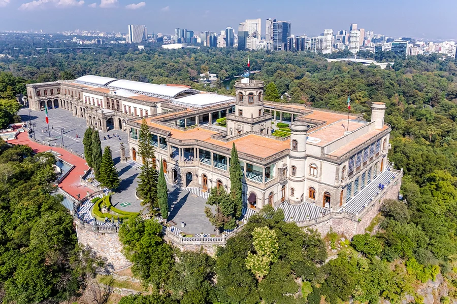 Anthropology Museum & Chapultepec Castle Guided Tour, Mexico City