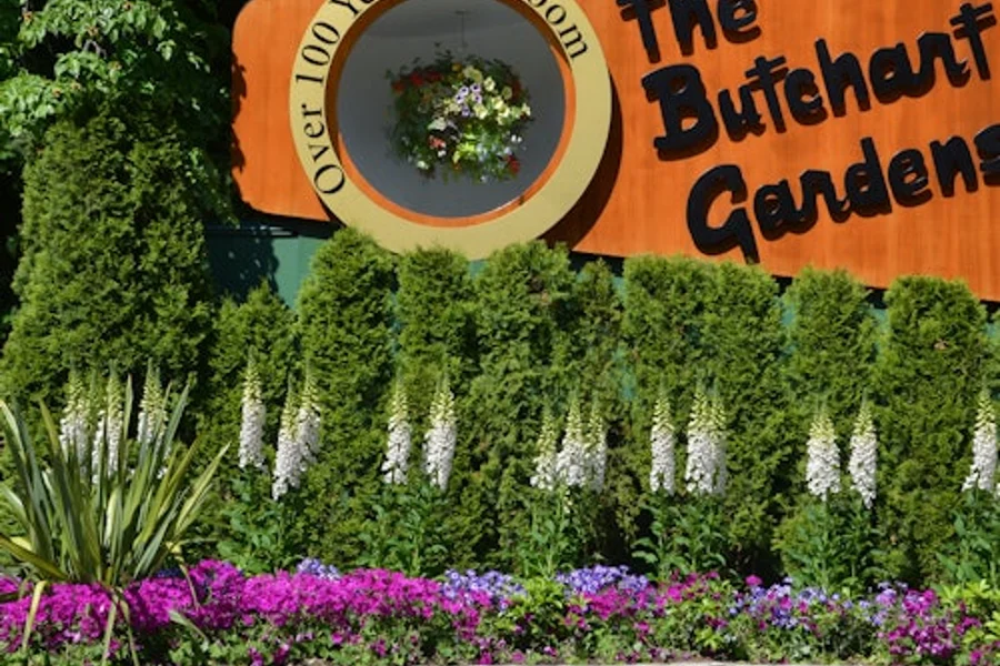 Roundtrip Transport from Victoria to Butchart Gardens, Brentwood Bay