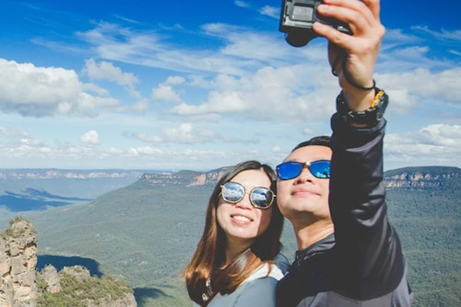 Blue Mountains: Guided Day Tour from Sydney with Featherdale Wildlife & Bushwalk, Katoomba
