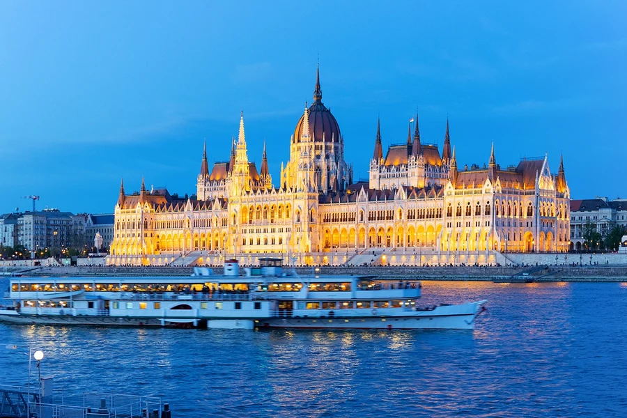 Budapest Danube River Candlelit Dinner Cruise with Live Music, at Legenda City Cruises, Budapest