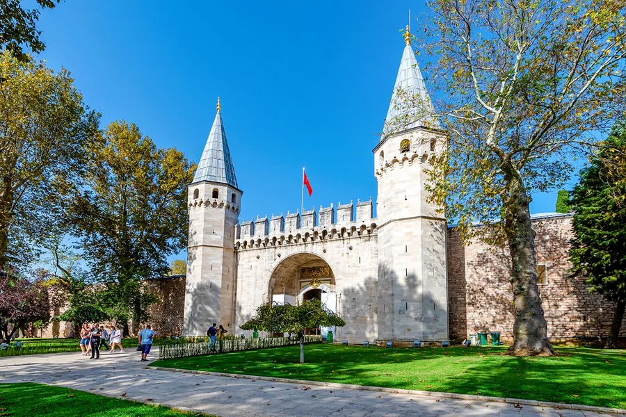 Topkapi Palace Skip-the-Line Tickets with Audio Guide, Istanbul