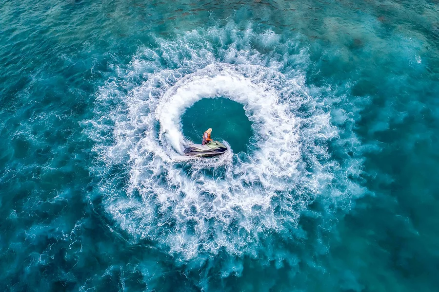 From Pattaya: Koh Larn Island Day Trip with Beach Activities & Drone Photos, Pattaya