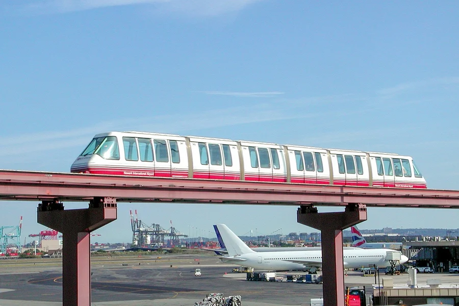 Private Airport Transfers from/to Newark Liberty International Airport, New York