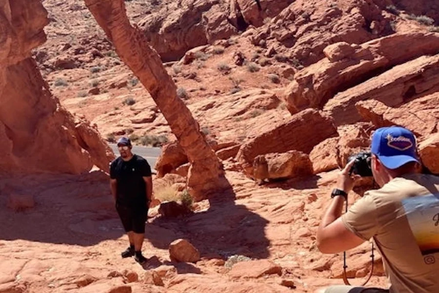 Valley of Fire and Seven Magic Mountains: Day Tour from Las Vegas, Las Vegas