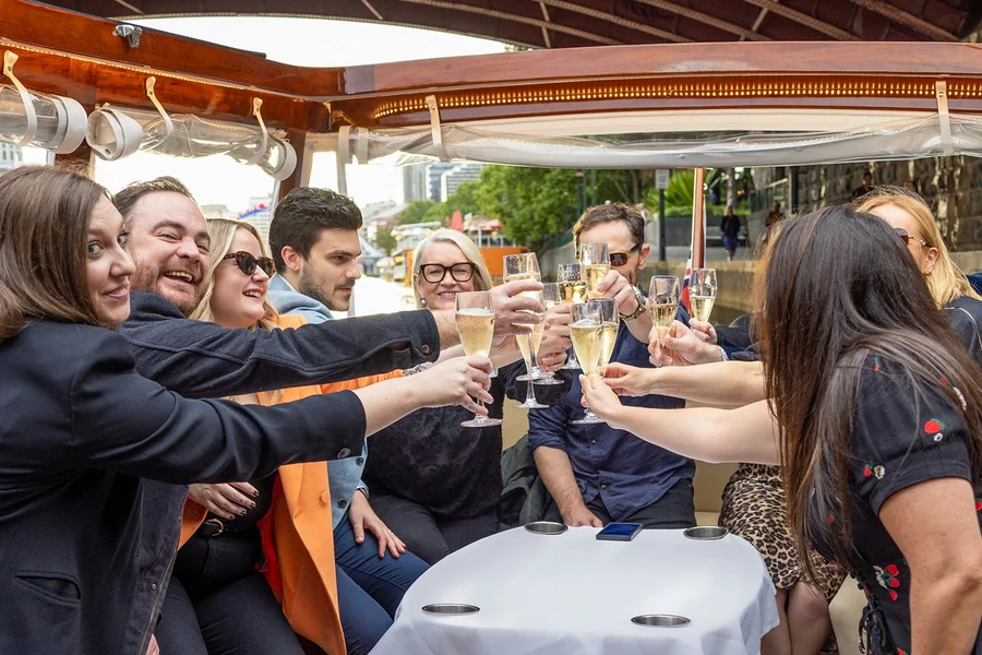 1.5-Hour Small-Group Sunset Sightseeing Cruise on Yarra River, Melbourne