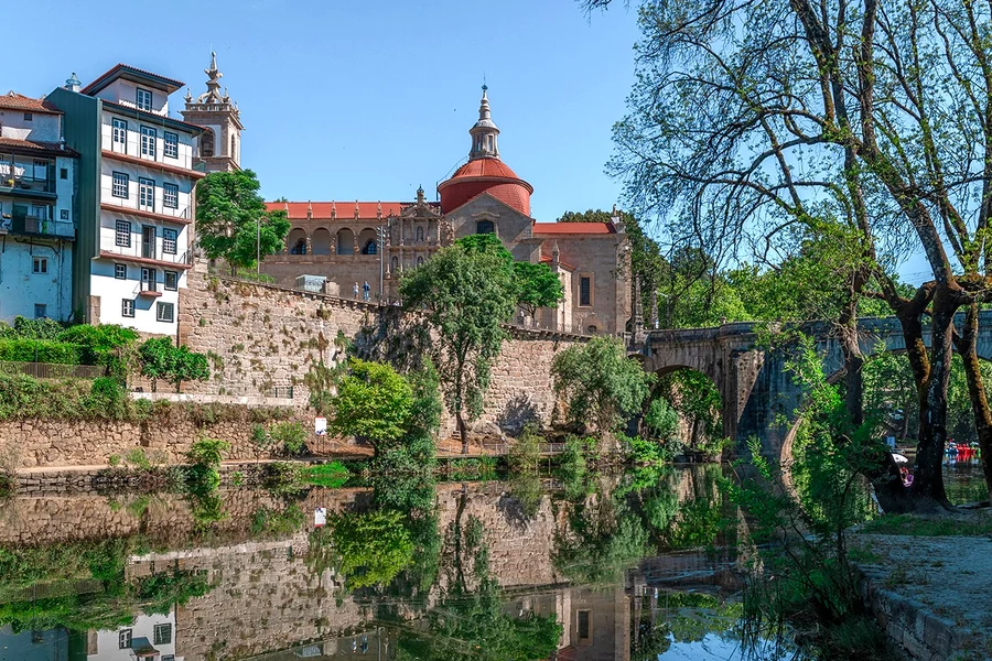 杜罗历史之旅,含午餐、品鉴体验及波尔图出发的河游船, Porto