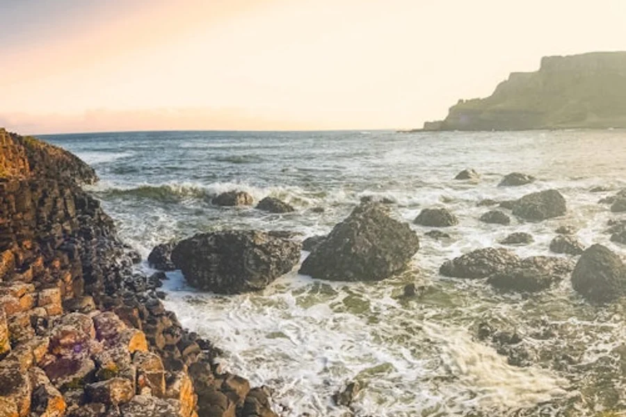 Giant's Causeway & Belfast City: Day Tour with Admission to Attractions, Dublin