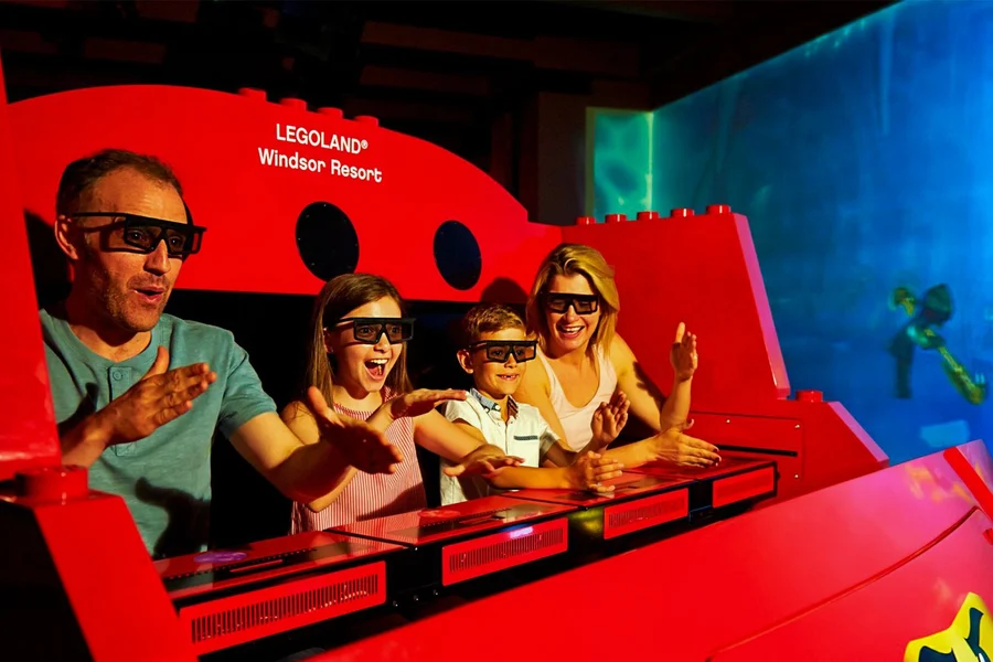 LEGOLAND® Виндзорский курорт: Прямо из Лондона, at Victoria Coach Station, London