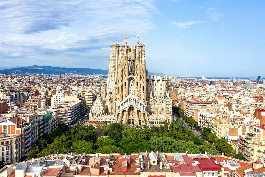 Sagrada Familia Fast-Track Tickets with Audio Guide, Barcelona