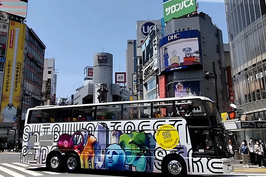 Paseo por las Calles de Shibuya: Tour Panorámico en Autobús por Tokio, at Shibuya Fukura, Tokyo