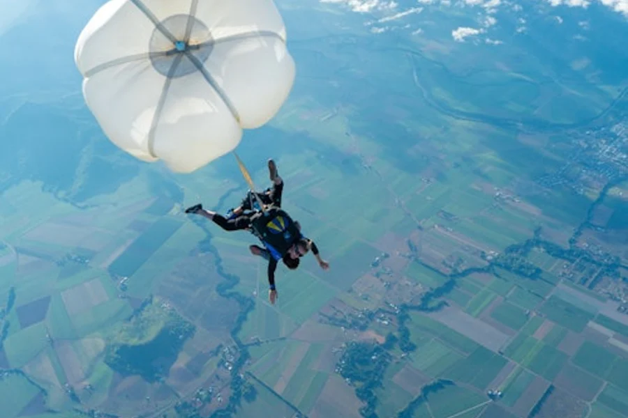 Skydive Cairns, Cairns