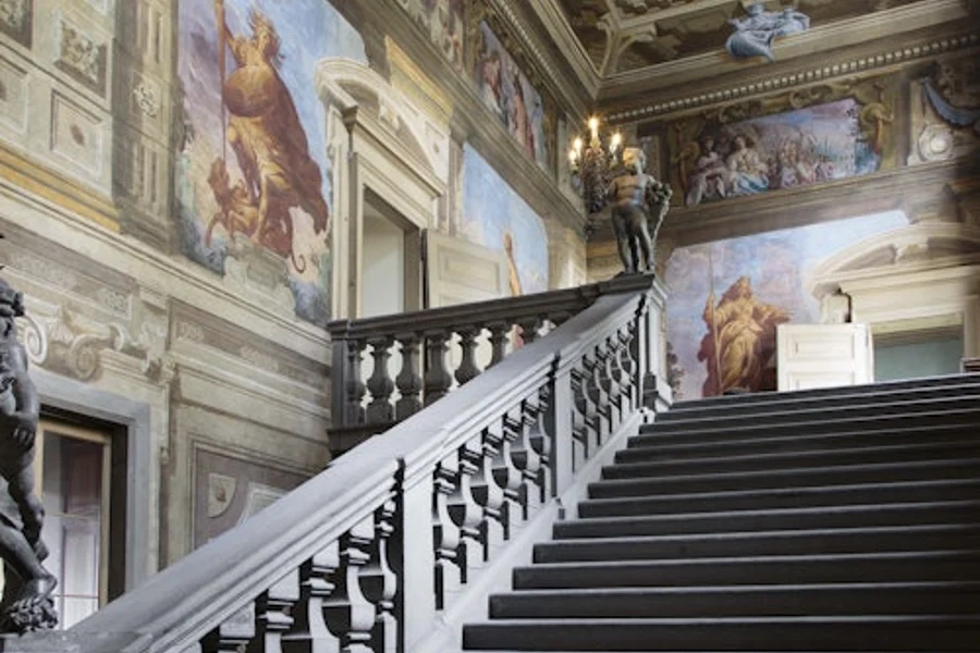 Entrada para el Palazzo Moroni, Bergamo