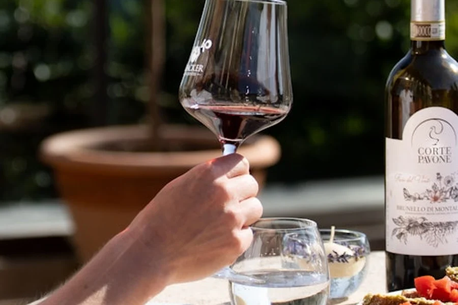 Tenuta Vinicola Corte Pavone: Degustazione di Vini a Montalcino, Montalcino