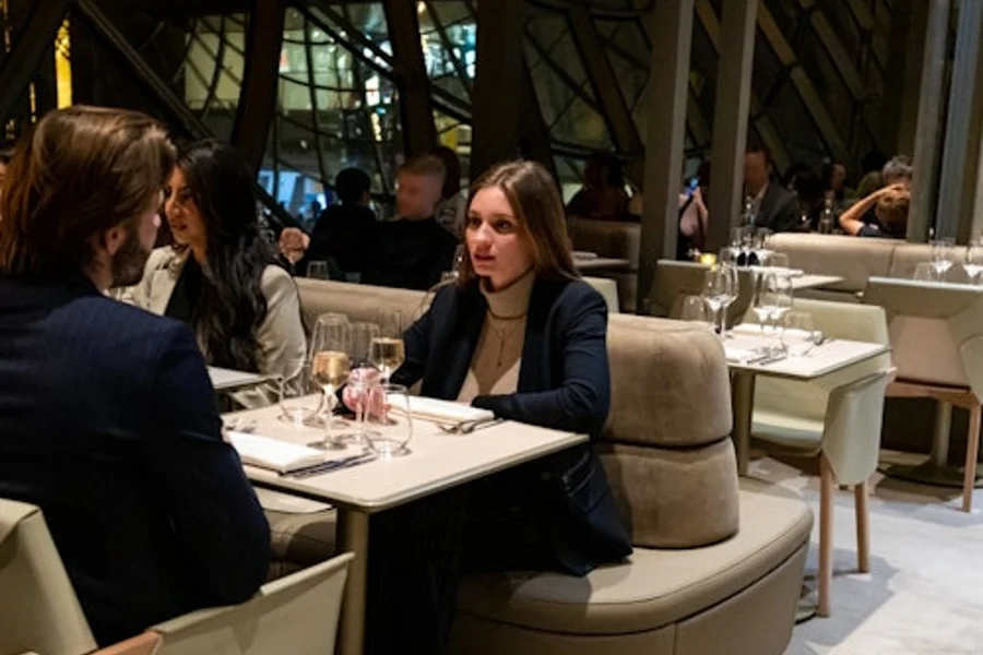 Eiffel Tower: Dinner at Madame Brasserie, Paris