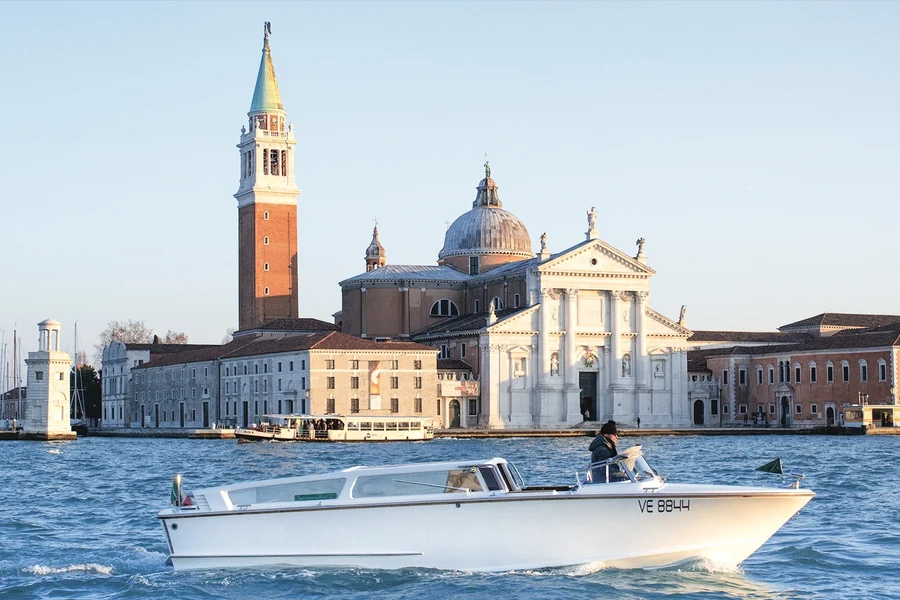 Shared Water Taxi Transfers: Venice Marco Polo Airport to/from Venice City, Venice