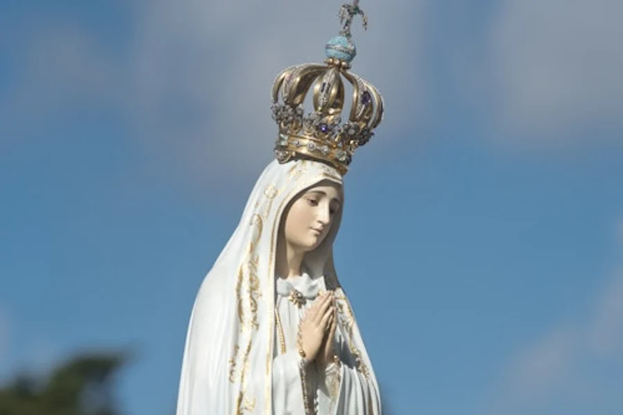 Fátima Sanctuary: Half-Day Trip from Lisbon with Audio Guide, Fátima