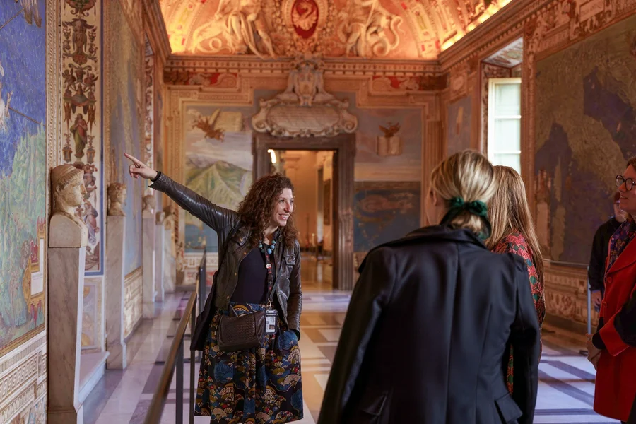Vatican Museums & Sistine Chapel Guided Tour with St. Peter's Basilica, Rome