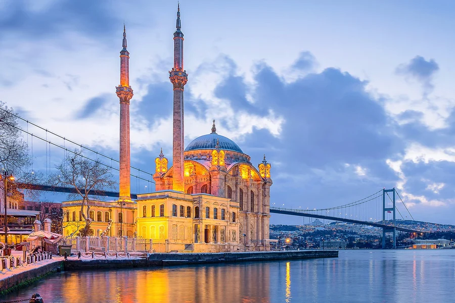 博斯普魯斯晚餐巡航與表演及無限暢飲, Istanbul