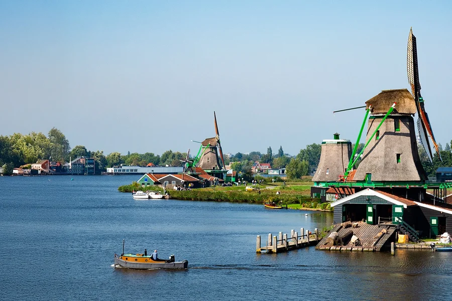 Desde Ámsterdam: Tour Autoguiado de Medio Día a Zaanse Schans, Amsterdam