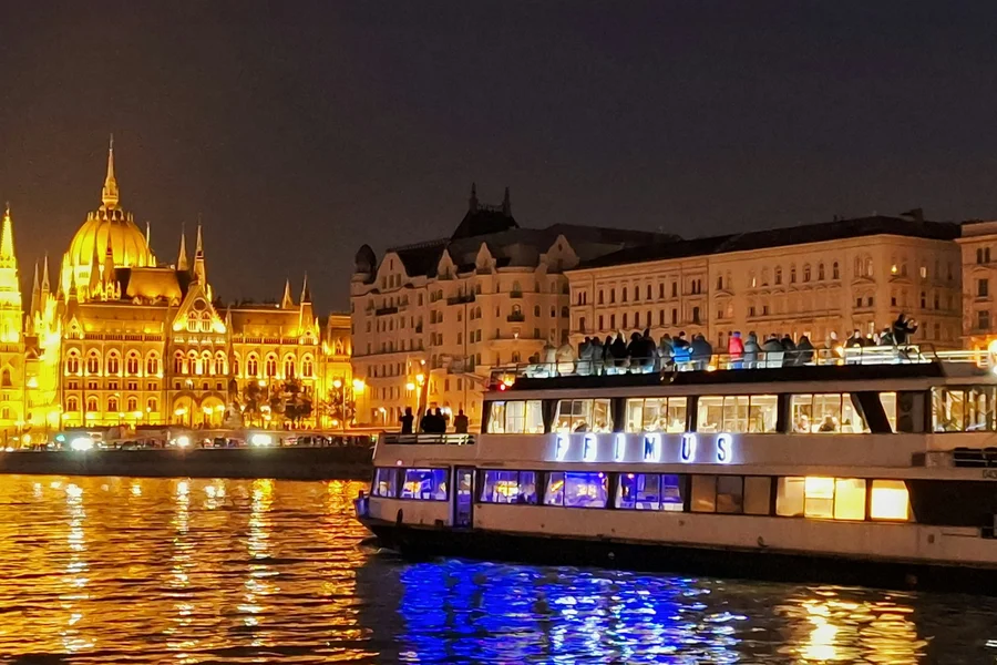 Budapest Danube River Nighttime Sightseeing Cruise, Budapest
