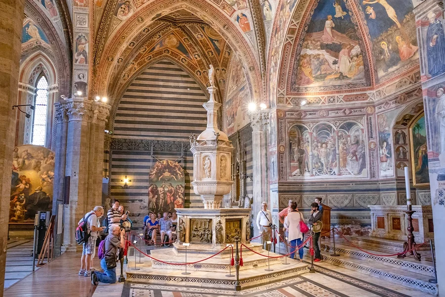 西恩納大教堂及皮科洛門尼圖書館門票連音頻導覽, at Duomo di Siena, Siena