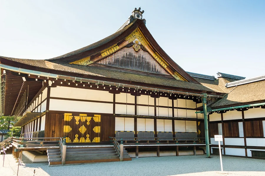 Guided Tour of Nijo Castle And Kinkaku-Ji Temple, Kyoto