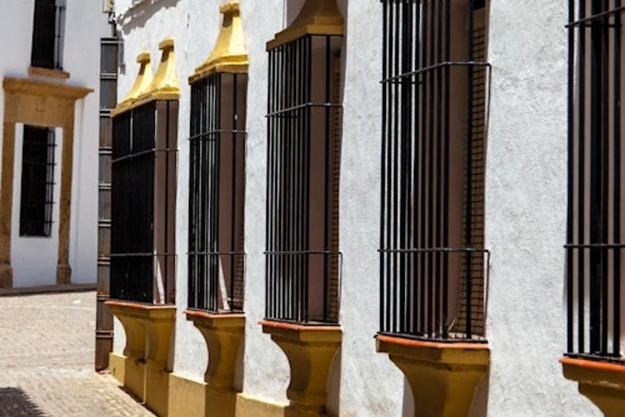 White Villages and Ronda: Day Trip from Seville, Seville