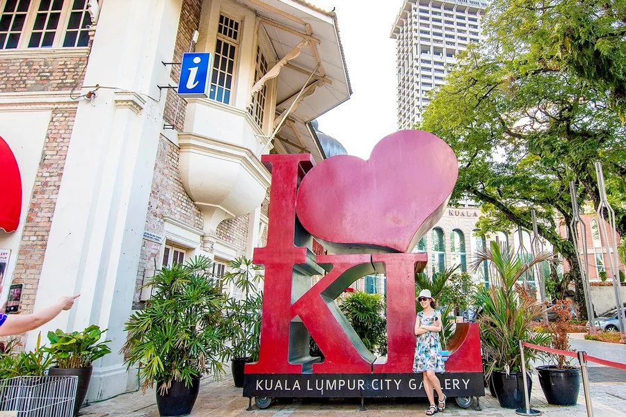 From Kuala Lumpur: Day Tour of Batu Caves & Kuala Lumpur City with Transfers, Kuala Lumpur