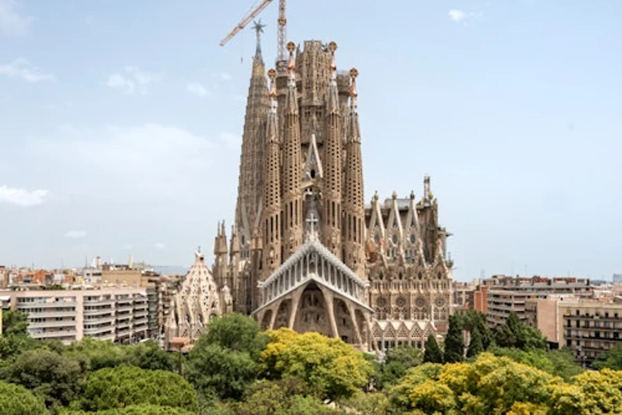 Aerobus Airport Transport, Sagrada Familia & Park Güell, at Barcelona Airport Transfer, Barcelona