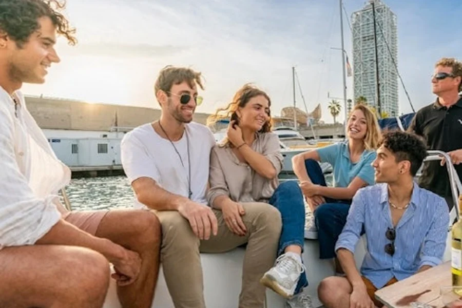 Barcelona: 2-Hr Private Sailboat Tour with Drinks & Snacks, Barcelona